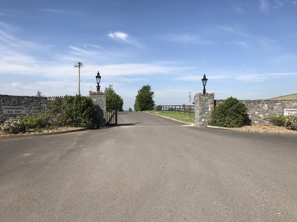 Tara View Apartments Garristown Eksteriør billede